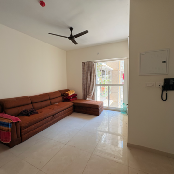 Bedroom in 1 BHK Apartment at Lodha Amara, Sandoz Baug – for Rent