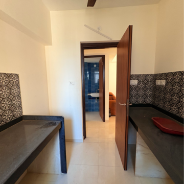 Bedroom in 1 BHK Apartment at Lodha Amara, Sandoz Baug – for Rent