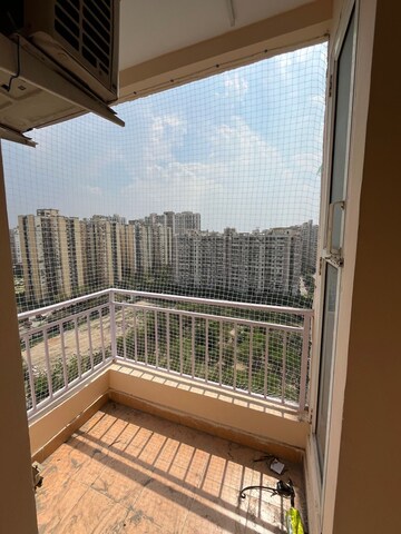 Room in  Pg at Supertech Ecociti, Sector 137 – for Rent