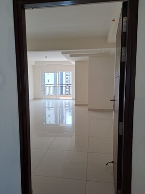 Room in 3 BHK Apartment at Tellapur – for Sale