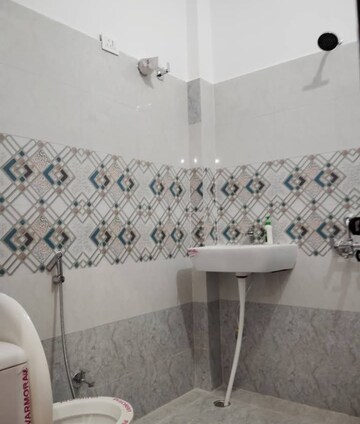 Bathroom in 2 BHK Independent House at Aliganj – for Rent