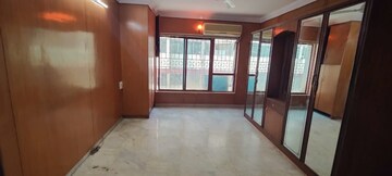 Room in 3 BHK Apartment at Indiranagar – for Rent