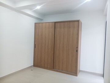 Room in 2 BHK Builder Floor at Cosmos Floors, Sector 52 – for Rent