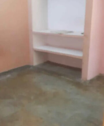 Room in 1 BHK Villa at Aliganj – for Rent