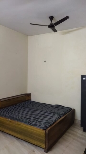 1 BHK Builder Floor For Rent in Saket