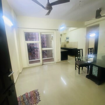 2.5 BHK Apartment For Rent in Aims Golf City, Noida Central