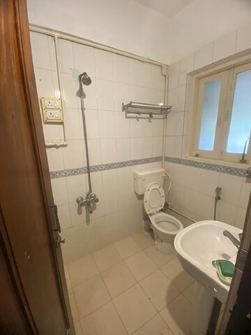 Bathroom in 1 BHK Apartment at Bandra West – for Rent
