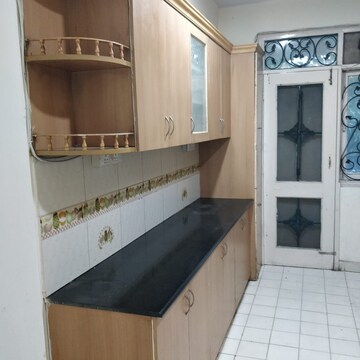 Kitchen in 3 BHK Apartment at DLF Exclusive Floors, Sector 53 – for Sale