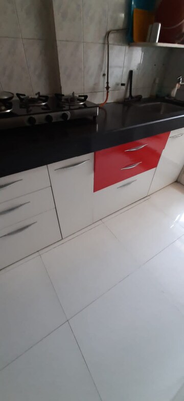 Furnished Amenities in 2 BHK Apartment at New Highway Park E-3 CHS, Kandivali East – for Sale