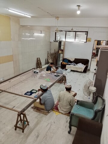 Team Area in  Shop at Lajpat Nagar – for Rent
