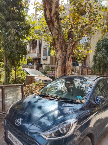  Shop – Exterior View View at Lajpat Nagar - for Rent