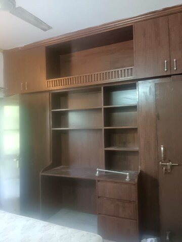 Kitchen in 3 BHK Builder Floor at Sector 39 – for Rent