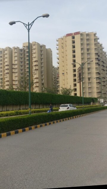 Master Plan in 2 BHK Apartment at Krish Aura, Alwar Bypass Road – for Rent