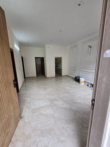 Room in 3 BHK Apartment at Harmony Imperial Apartments, Kishanpura – for Rent