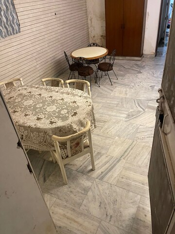 Room in 2 BHK Apartment at Greater Kailash I – for Rent