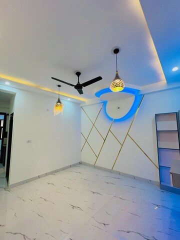 Master Bedroom in 1 BHK Builder Floor at Bhajanpura – for Sale