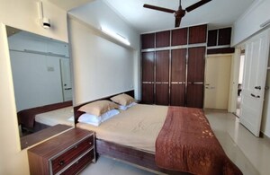 Bedroom in 2 BHK Apartment at Seagull Apartment, Tardeo – for Sale