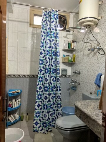Bathroom in 1 RK Apartment at Vasant Kunj – for Rent