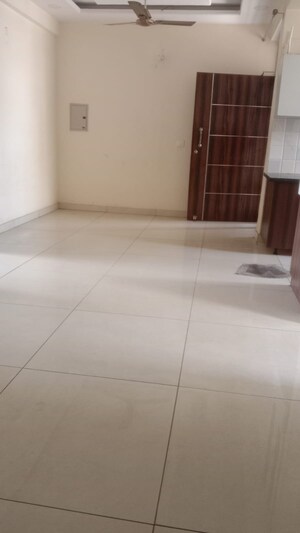 Room in 2 BHK Builder Floor at Guru Nanak Enclave, Dhakoli – for Sale