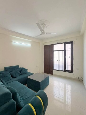 Bedroom in 1 BHK Apartment at Saket – for Rent