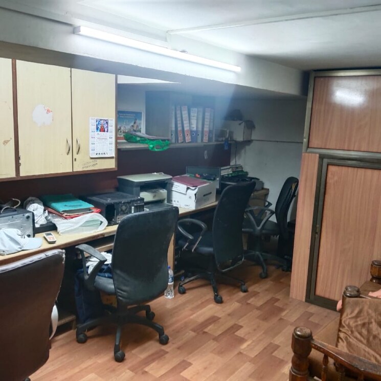 Team Area, andheri east Commercial Shop 2400 Sq.Ft. In Andheri East Mumbai 8399193