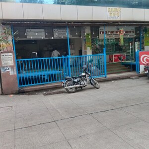  Shop For Sale in Andheri East