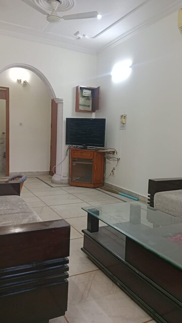 Living Room in 3 BHK Apartment at Sector 4, Dwarka – for Rent