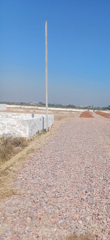  Plot For Sale in Jewar