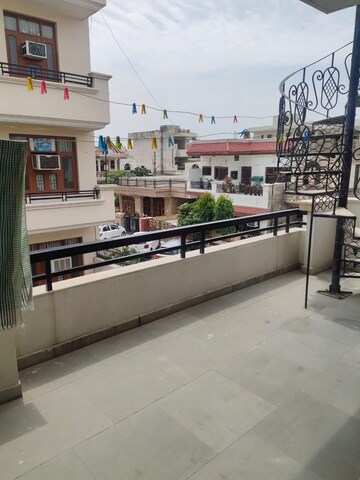 Balcony in 2 BHK Independent House at Sector 21 – for Rent