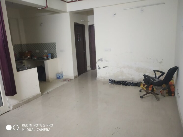 Room, beta i greater noida 2 Bedroom 127 Sq.Mt. Independent House In Beta I Greater Noida Greater Noida 8399309