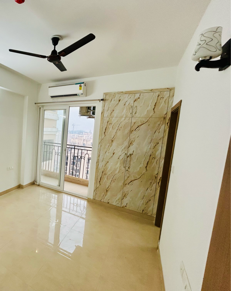 Room, ats-nobility 3.5 Bedroom 1675 Sq.Ft. Apartment In Haibatpur Greater Noida 8399345