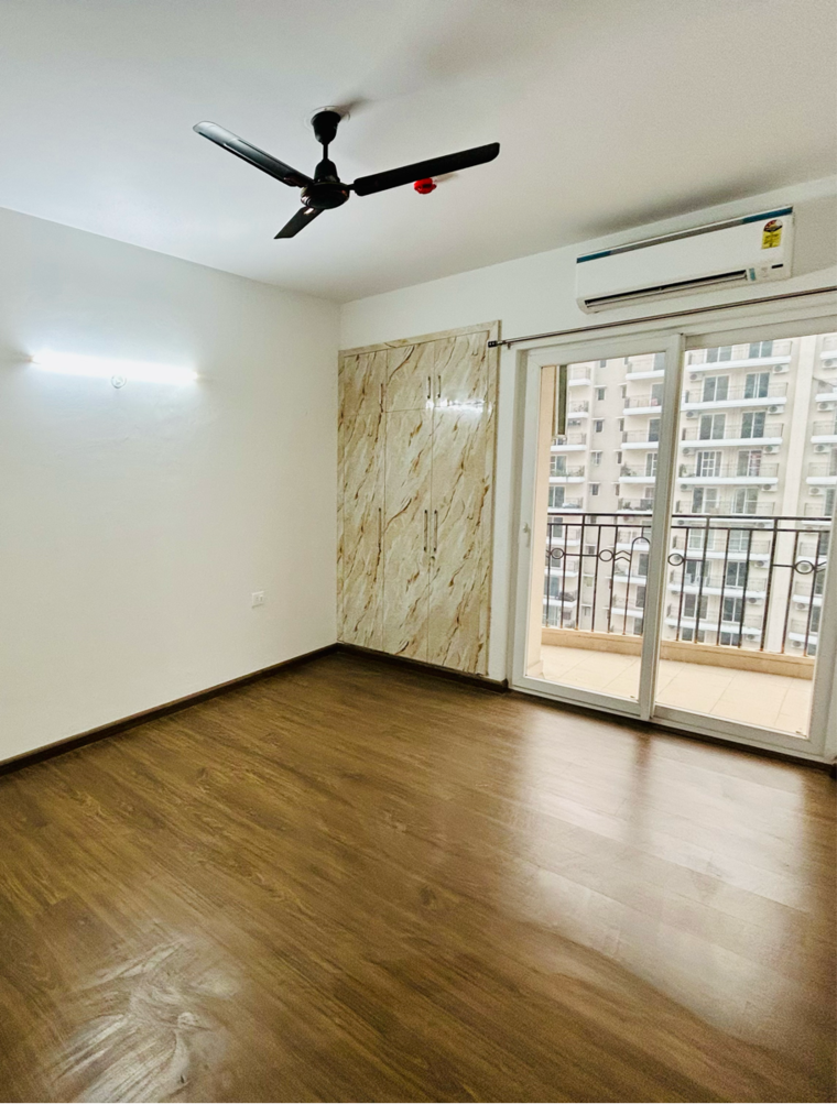 Room, ats-nobility 3.5 Bedroom 1675 Sq.Ft. Apartment In Haibatpur Greater Noida 8399345