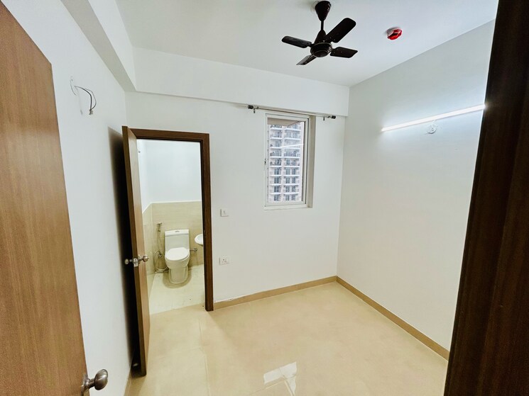 Room, ats-nobility 3.5 Bedroom 1675 Sq.Ft. Apartment In Haibatpur Greater Noida 8399345