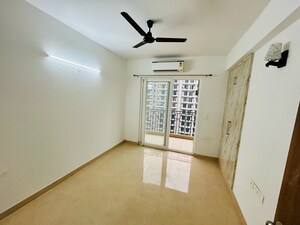 Room in 3.5 BHK Apartment at ATS Nobility, Haibatpur – for Sale