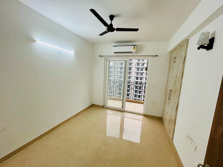 Room, ats-nobility 3.5 Bedroom 1675 Sq.Ft. Apartment In Haibatpur Greater Noida 8399345