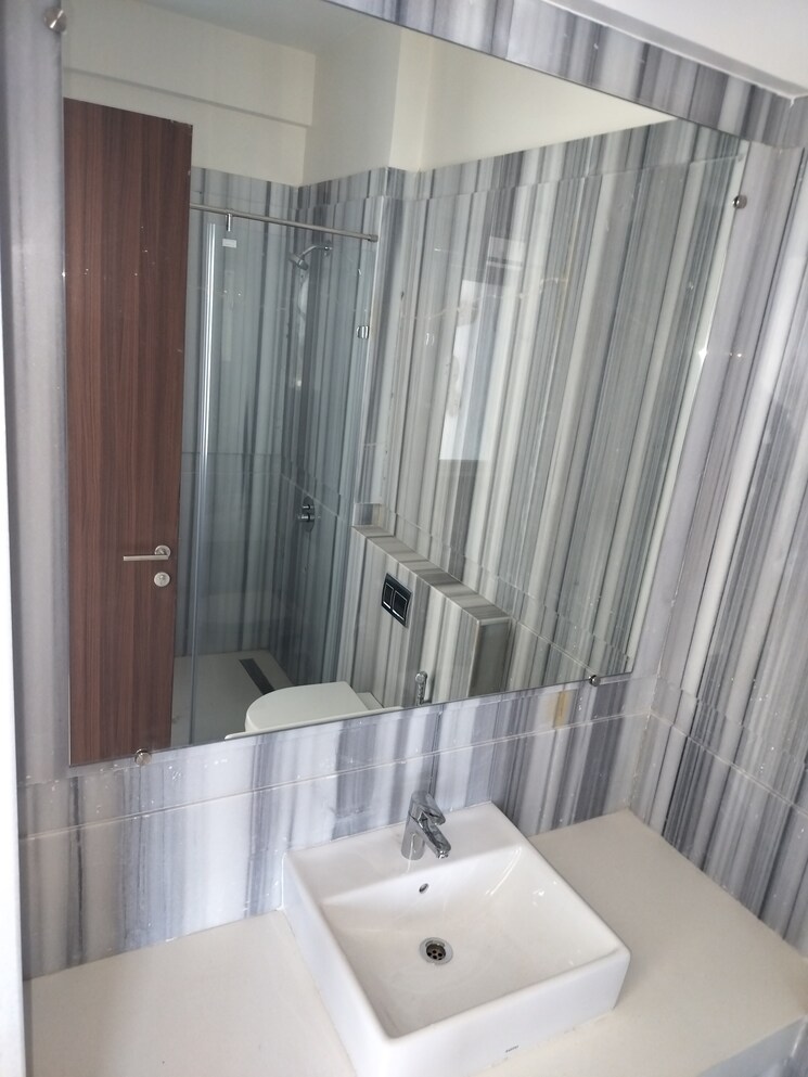 Bathroom, kalpataru-radiance 3 Bedroom 1032 Sq.Ft. Apartment In Goregaon West Mumbai 8399391