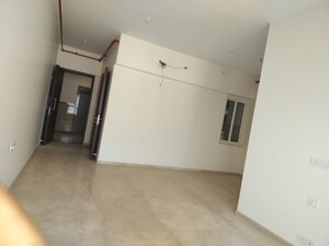 Room in 3 BHK Apartment at Kalpataru Radiance, Goregaon West – for Sale