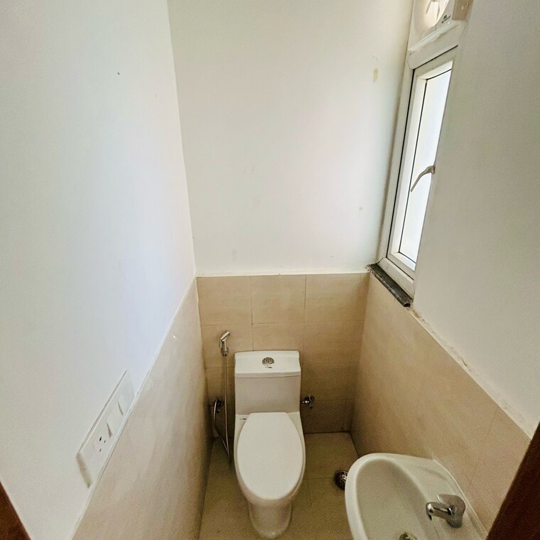 Bathroom, ats-nobility 3.5 Bedroom 1675 Sq.Ft. Apartment In Haibatpur Greater Noida 8399393