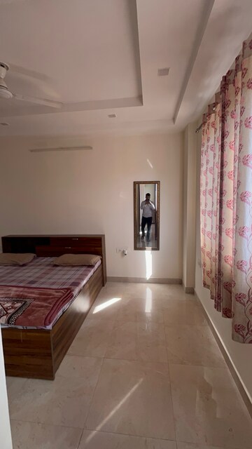 Building Lobby in 1 BHK Builder Floor at Sector 24 – for Rent