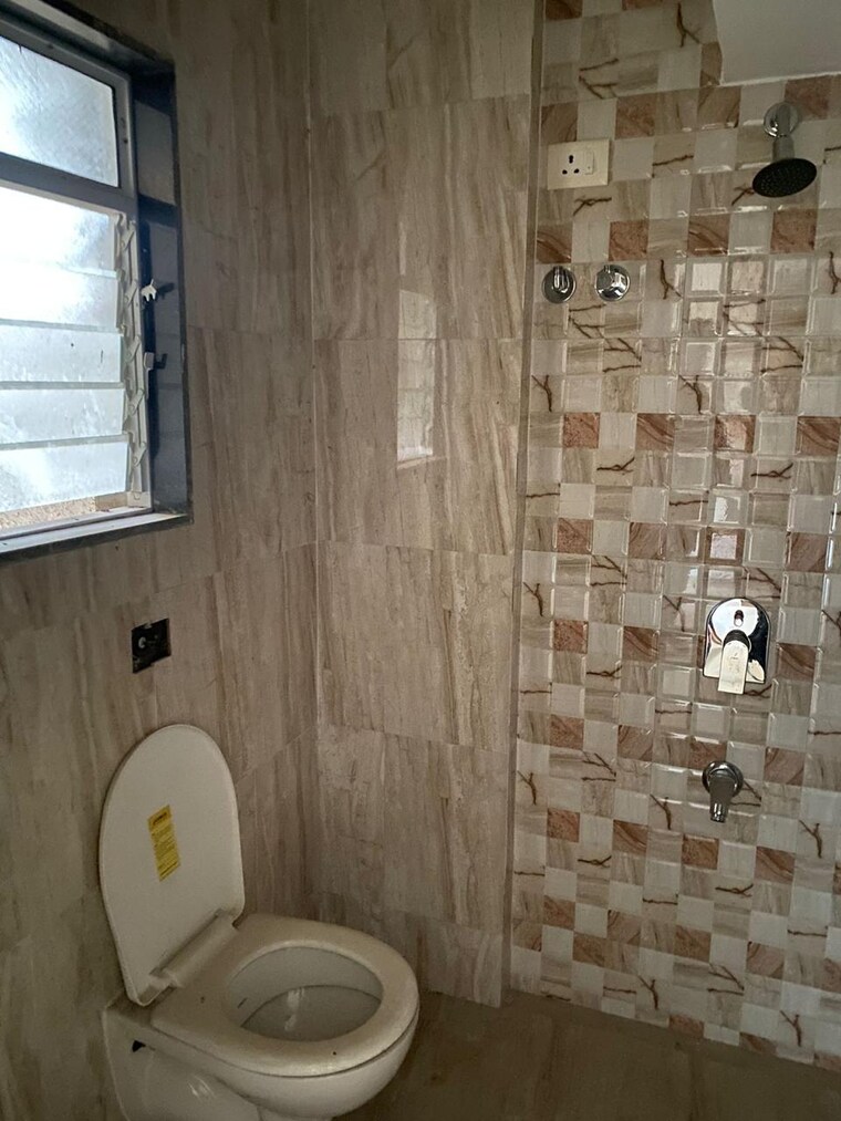 Bathroom, ssd-goregaon-pearl-chsl 3 Bedroom 1057 Sq.Ft. Apartment In Goregaon West Mumbai 8399428