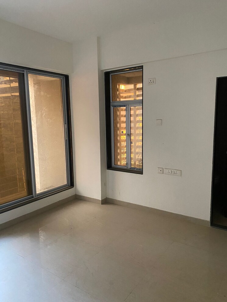 Room, ssd-goregaon-pearl-chsl 3 Bedroom 1057 Sq.Ft. Apartment In Goregaon West Mumbai 8399428