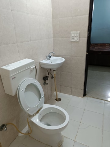 Bathroom in 2 BHK Apartment at Vaishali Nagar – for Rent
