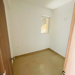 Room in 3.5 BHK Apartment at ATS Nobility, Haibatpur – for Sale