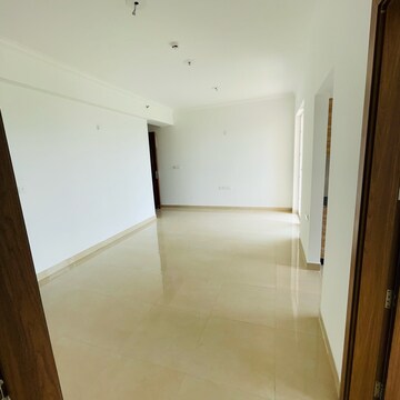 Room in 3.5 BHK Apartment at ATS Nobility, Haibatpur – for Sale