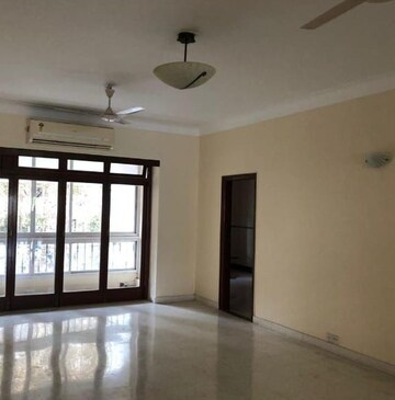 Living Room in 3 BHK Apartment at Colaba – for Rent