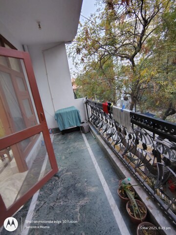 Balcony in 2 BHK Builder Floor at Sector 23 – for Rent
