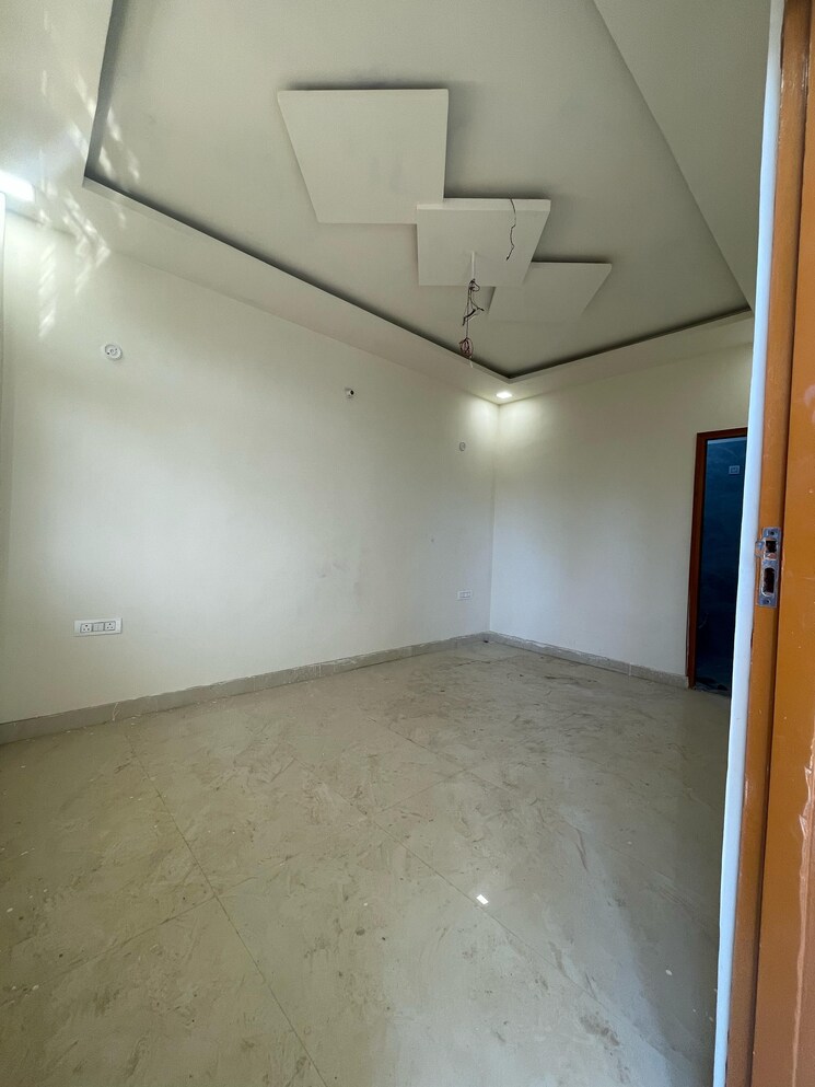 Room, rai-enclave 3 Bedroom 1600 Sq.Ft. Villa In Deva Road Lucknow 8399466