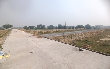 Plot For Sale in Upsidc Site B
