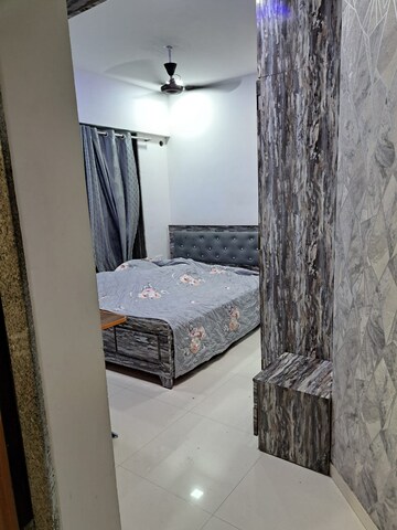 1 BHK Apartment For Rent in Raj Tower Kandivali West, Kandivali West