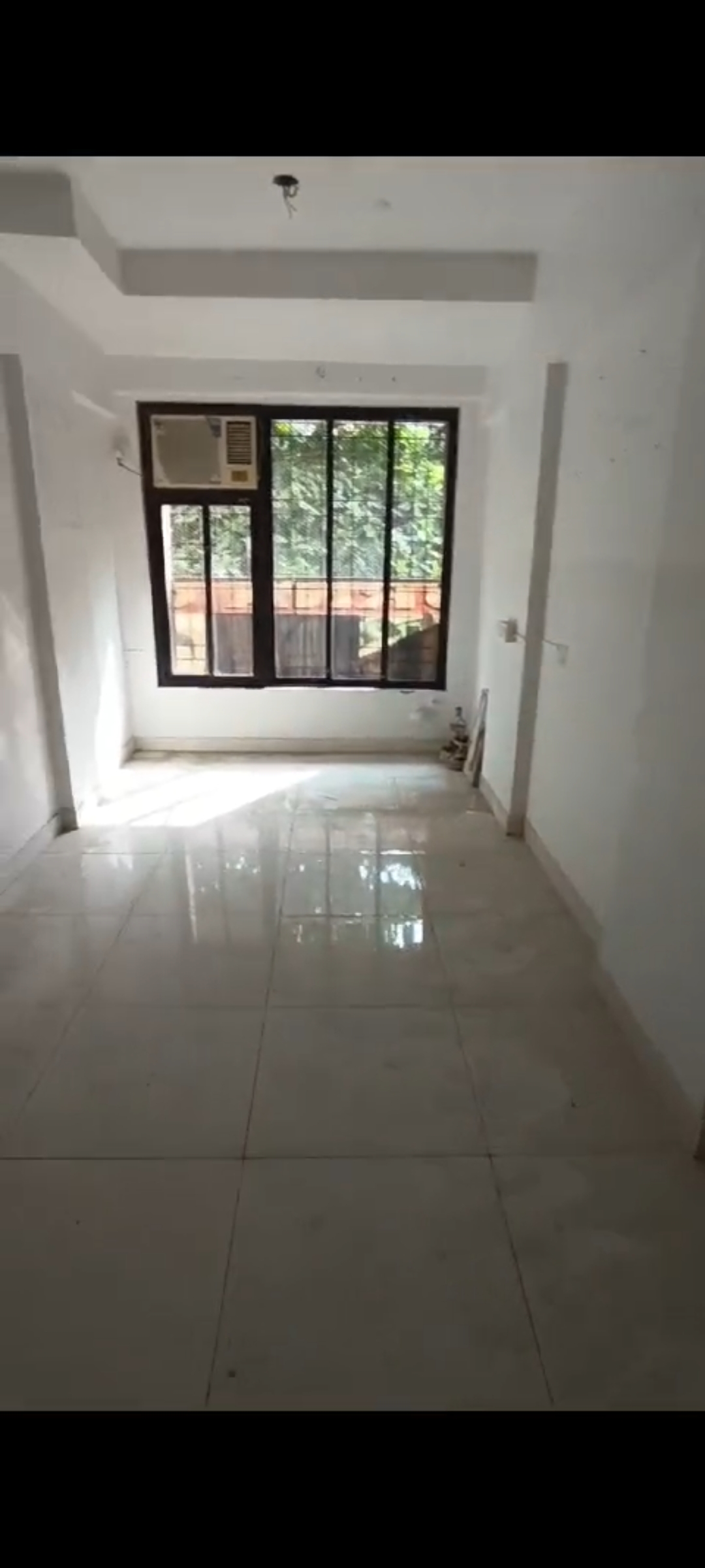 Office Space For Rent in Cosmos Regency Kavesar